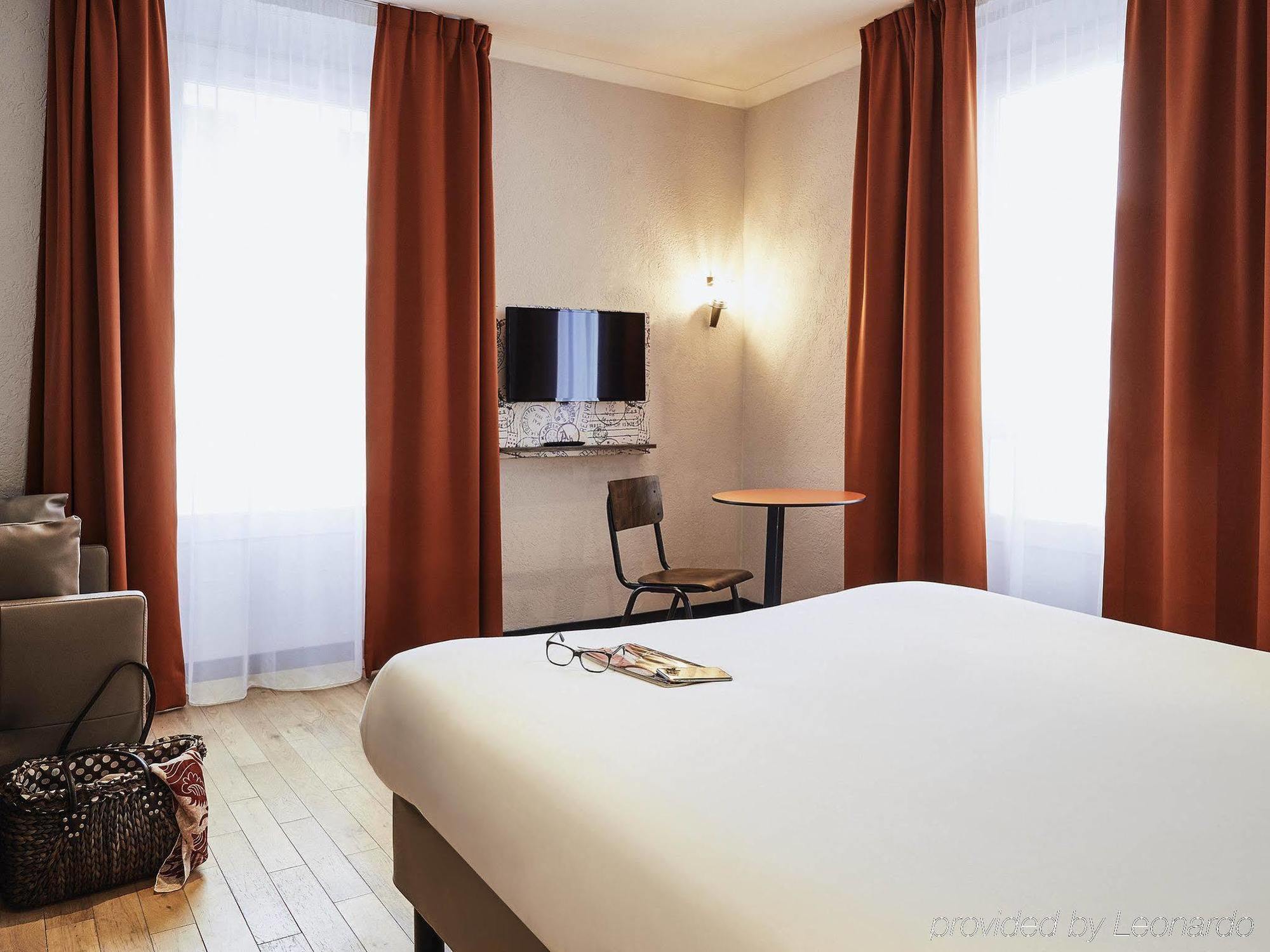 Ibis Styles Hyeres Rooftop & Spa Exterior photo